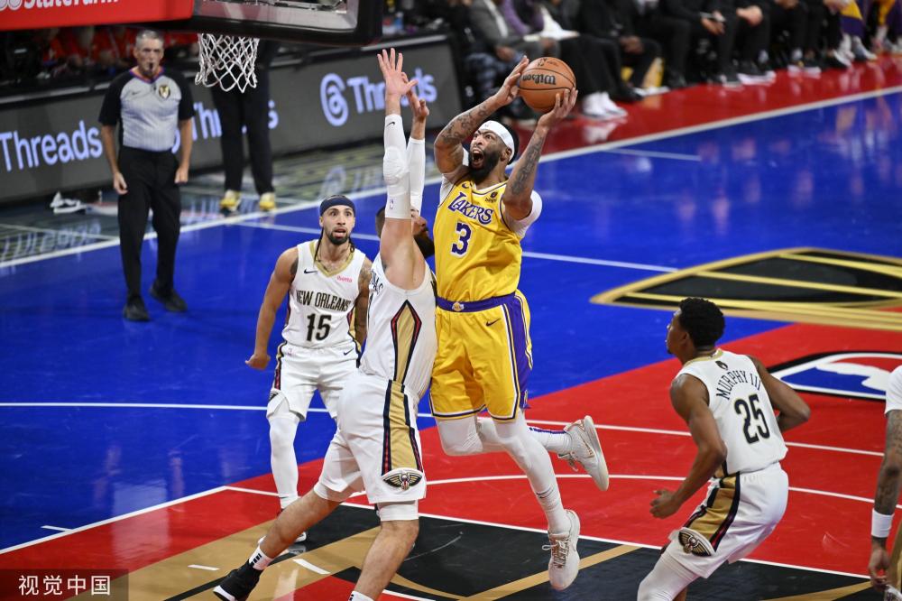 疑是各自俱 疑是各自俱