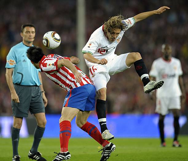 的球员被推 的球员被推